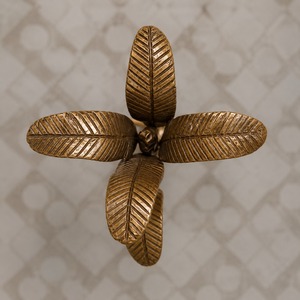 SHUBHAM Escultura de Plátano Hecha a Mano en Latón Macizo, Estatua Decorativa de Planta de Plátano, Decoración Vintage para Mesa de Hogar y Oficina - Product Image 4