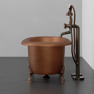 Baignoire en laiton massif artisanale de luxe, petite, avec extérieur martelé et décorations anciennes pour maison de prestige - Product Image 4