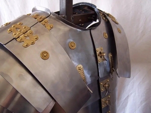 Auténtico Casco Romano Lorica Segmentata Medieval, Acero Suave Antiguo Pulido y Plateado, Temática Deportiva, Armadura de Caballero, Cosplay de Halloween - Product Image 3