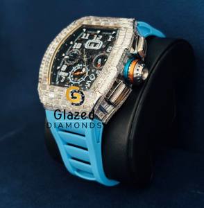 Reloj Cronógrafo Hip Hop con Diamantes de Corte Baguette con Claridad VVS y Correa de Goma Negra para Hombre - Product Image 3