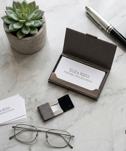 Estuche para Tarjetas de Visita Creativo de Gran Capacidad con Función RFID, Grabado Láser Personalizado Gratuito, Porta Pasaportes de Alta Gama para Hombre y Mujer - Product Image 3