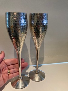 Nouveauté : Flûtes à champagne en acier inoxydable faites à la main, élégantes, à long pied, ensemble de 2 gobelets de mariage - Product Image 6