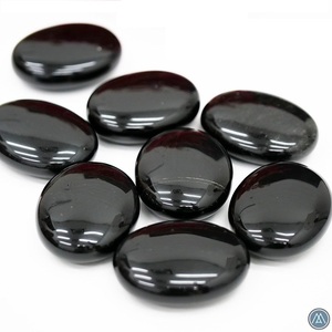 Globe en obsidienne noire polie à motif animalier, pierre précieuse naturelle en vrac, pour la protection Feng Shui, la mise à la terre, la méditation, l'amour et la guérison - Product Image 2