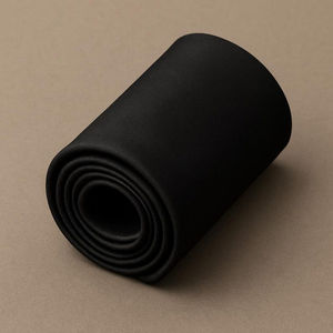 Chaqueta Bomber de Lujo en Satén Negro de The Fabric Studio, Hecha a Mano, Ecológica, Transpirable, para Hombre, con Cierre de Cremallera y Bordado - Product Image 5