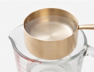 Juego de Tazas Medidoras de Latón Dorado de Primera Calidad con Diseño de Tazón Profundo para Uso Preciso en la Cocina, Elegante Utensilio de Cocina - Product Image 4