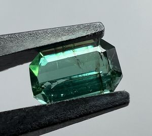 Pierre précieuse naturelle en tourmaline taillée de Kunar, Afghanistan, qualité supérieure, tourmaline verte rose polie, pierre pour bijoux - Product Image 1