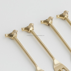VENTE CHAUDE Oiseau poignée 4 Pièce Cocktail ou Dessert Métal Fourchette Ensemble Pour Restaurant Hôtel & Cadeaux - Product Image 2