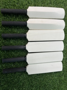 Battes de cricket Signature pour une puissance optimale Profil de lame classique Battes de cricket en bois Saule anglais - Product Image 2