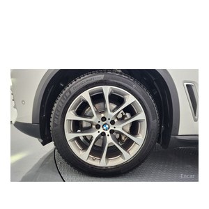 BMW X5 XDrive 30d XLine Diesel SUV 2024 avec transmission automatique - Product Image 5