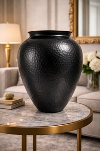 Elegante Florero de Hierro con Acabado Negro, Hecho a Mano, Decorativo, para Centro de Mesa de Sala de Estar y Decoración de Interiores del Hogar - Product Image 6