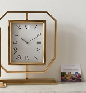 Reloj de Mesa Rectangular de Metal Premium con Acabado en Color Dorado, Perfecto para una Decoración Elegante del Hogar y un Estilo Atemporal - Product Image 3