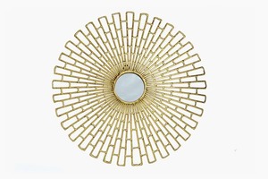 El marco de metal para espejos ofrece una resistencia y estabilidad inigualables, garantizando que su espejo se mantenga perfectamente soportado durante años. - Product Image 6