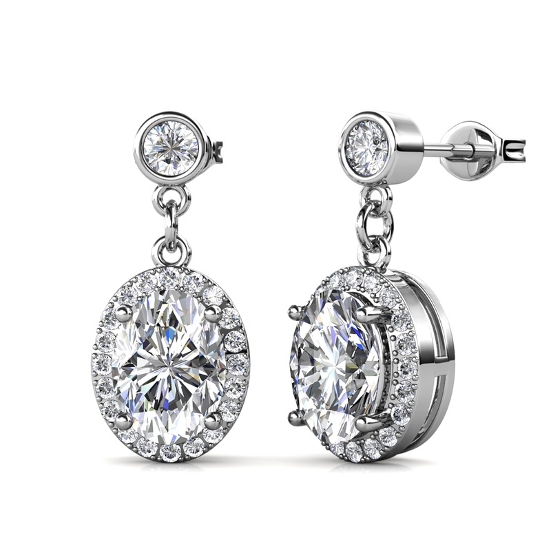 Charming Oval Shaped Moissanite Ring Hypoallergenic
