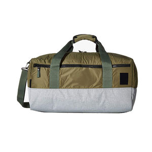 Sac de sport grande capacité avec compartiment séparé pour chaussures et nylon résistant à l'eau pour les voyages et les escapades de week-end - Product Image 2