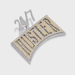 Colgante con Letra Inicial Personalizada de Diamante Moissanita VVS Corte Baguette y Redondo, Estilo Hip Hop Iced Out 24/7 Hustler - Product Image 2