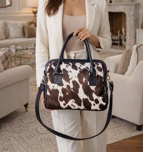 Bolso Tote de Verano Personalizado en Piel de Vacuno con Pelo, de Lujo para Mujer, Modelo LHTB-0126, Color y Logotipo Personalizables - Product Image 1