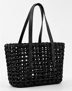 Sac fourre-tout Gravs en cuir véritable noir tressé, style ethnique, couleur unie, fait main en Inde, fermeture ouverte, été automne hiver - Product Image 1