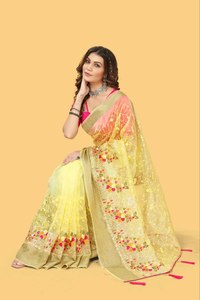 Sari en soie organza élégant – Broderie au fil et bordure tissée Zari & Blouse de créateur - Product Image 4