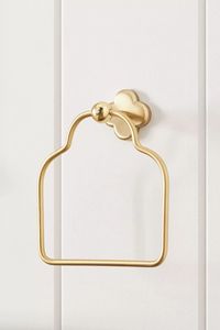 Porte-serviettes en aluminium de forme carrée avec vis dissimulées, accessoire de salle de bain moderne, revêtement anti-corrosion durable - Product Image 4