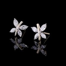 Boucles d'oreilles clous papillon en diamant de laboratoire marquise 1,5 carat |   Or 14 carats - Product Image 3