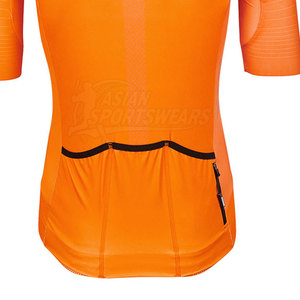 เสื้อผ้ากีฬาผู้ชายสมัยใหม่ ทรงเข้ารูปตามหลักสรีรศาสตร์ เสื้อจักรยาน ระบายเหงื่อได้ดี ผลิตจากผ้าโพลีเอสเตอร์ 100% ปรับแต่งได้สำหรับการปั่นจักรยานกลางแจ้ง - Product Image 6