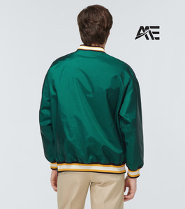เสื้อสเวตเชิ้ตคอวีสีเขียวสำหรับผู้ชาย จัดส่งเร็วแบบกำหนดเอง สไตล์วินเทจ วาร์ซิตี้ น้ำหนักเบา สวมใส่สบายๆ สตรีทแวร์ มีฮู้ด - Product Image 5