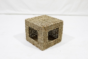 Casa para Mascotas Cuadrada de Mimbre, Cama Transpirable para Gatos con Cojín - Product Image 5