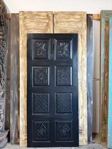 Puerta Principal de Madera Ecológica con Diseño, Color y Acabado Personalizados para Proyectos Residenciales y Comerciales Disponible en Oferta - Product Image 1