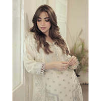 Ensemble haut-bas et dupatta blancs brodés motif étoile Maruti Fashion Designer pour robes de bal, taille M