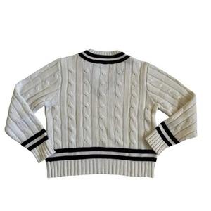 Pull de cricket respirant à manches longues et col en V pour homme, avec personnalisation du logo sur le devant, tricoté à la main en laine/cachemire - Product Image 6