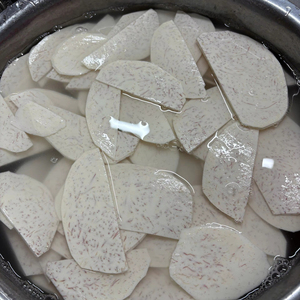 Taro congelado de alta calidad, cortes mixtos de Vietnam, trozos de raíz surtidos para mezclas de vegetales congelados, paquetes para guisos. - Product Image 1