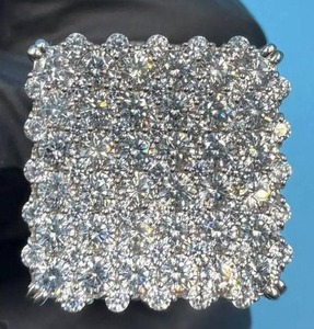 Bague de luxe pour homme en moissanite fabriquée en Inde, sertie de diamants brillants, pour mariage, fiançailles, cadeau pour homme, en vente - Product Image 3