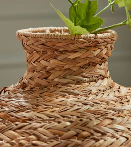 Jarrón Bohemio de Mimbre Natural Tejido a Mano de Alta Calidad, Jarrón Decorativo de Mimbre, Tamaño Personalizado para Interiores Elegantes de Estilo Rústico - Product Image 4