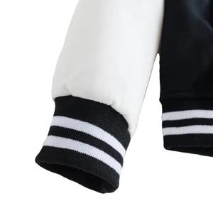 Sweat-shirts à capuche unisexe doux et respirants, 65% Coton 35% Polyester, style veste de baseball décontractée, coupe fine, vente en gros - Product Image 3