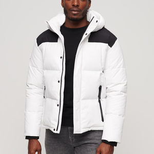 Blouson matelassé en nylon brillant personnalisé pour homme, avec capuche amovible, respirant, fermeture éclair, grandes tailles, vente en gros - Product Image 4