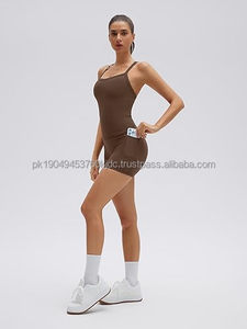 Conjuntos Deportivos de 2 Piezas para Mujer, Shorts de Cintura Alta con Bolsillos, Top Deportivo con Sujetador Incorporado, Cuello en V, Transpirable, Antibacterial - Product Image 4