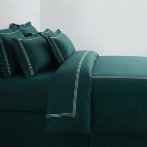 Modern T-150 Cotton Emerald Baratta Stitch Quilt Cover Solid <b>Black</b> with <b>White</b> Stitching 3 Piece <b>Bedding</b> - Product Image 3