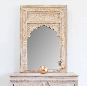 Elegant Statement Mirror for Contemporary Interiors Decorative Arched Detailing with Refined Vintage Character - Product Image 3