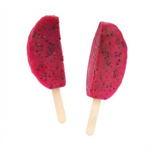 Mitades de Pitaya Roja Congeladas IQF, Sin Pelar, Naturalmente Dulces, Alto Contenido de Brix, Fruta del Dragón para Venta al por Mayor y Exportación Global - Product Image 1