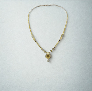 Ensemble collier et boucles d'oreilles élégants en or, forme goutte d'eau, pour femmes, bijoux de mode traditionnels pour mariage et fêtes. - Product Image 3