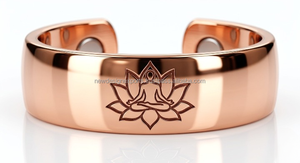 Anillo de Cobre Puro Premium con Diseño de Loto • Anillo de Lujo Grabado con Silueta Meditando para la Sanación - Product Image 2