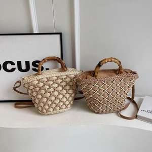 Nuevo Bolso de Hombro/Bandolera de Mujer, Moderno y Casual, con Estampado Animal Tejido a Crochet, con Cierre de Cremallera y Broche - Product Image 1