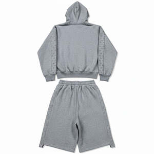 Ensemble de survêtement unisexe gris chiné en molleton bouclette avec sweat à capuche zippé à manches cloutées et short – Tenue de sport décontractée 2 pièces - Product Image 4