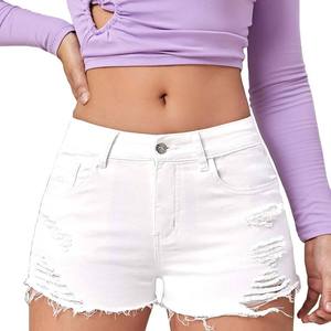 Shorts de mezclilla para mujer a la moda, confeccionados con mezclilla de calidad y un toque moderno y urbano. - Product Image 1