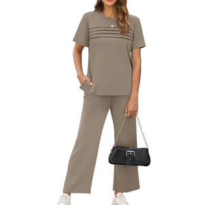Ensemble décontracté deux pièces pour femme : haut ample à manches courtes et pantalon à cordon de serrage – Tenue d'été en coton avec logo personnalisé - Product Image 4