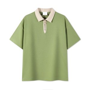 Polo de manga corta azul marino para hombre con cuello blanco y diseño de letras impresas en la parte delantera, estilo casual. - Product Image 6