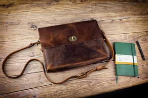 Sac messager en cuir à bas prix, sac bandoulière vintage pour homme, pour ordinateur portable, bureau, voyage et usage professionnel - Product Image 6