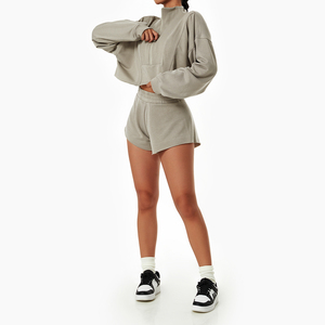 Conjunto Deportivo de Verano para Mujer, Top Corto Blanco con Cuello en V y Manga Corta, Pantalones Cortos con Cintura Ajustable, Color Sólido, Transpirable, Spandex - Product Image 2
