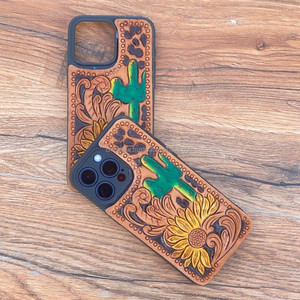 เคสไอโฟนหนังแท้ลายดอกทานตะวันสไตล์ตะวันตกใหม่เคสโทรศัพท์หนังคาวเกิร์ลสำหรับ iPhone 15 PRO MAX - Product Image 2