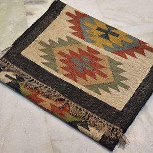 Alfombra de Yute Reversible Tejida a Mano, Alfombra Kilim Plegable de Fibra Natural para Sala de Estar y Hotel a Precio de Mayoreo - Product Image 1